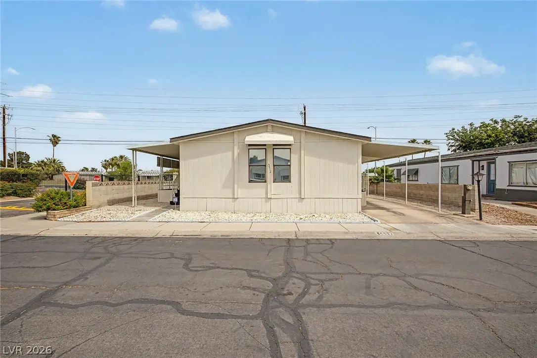 5512 Aldama Road, Las Vegas, NV 89122 - #1