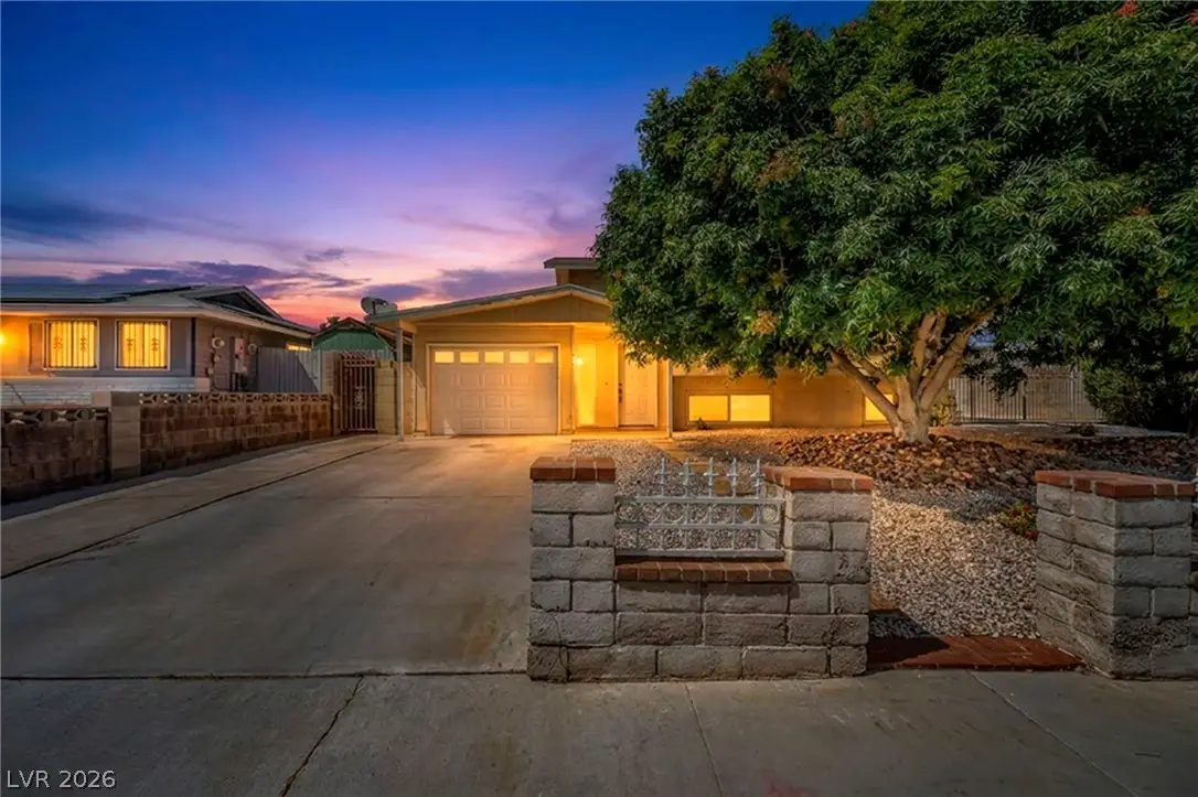 4442 El Cebra Way, Las Vegas, NV 89121 - #1