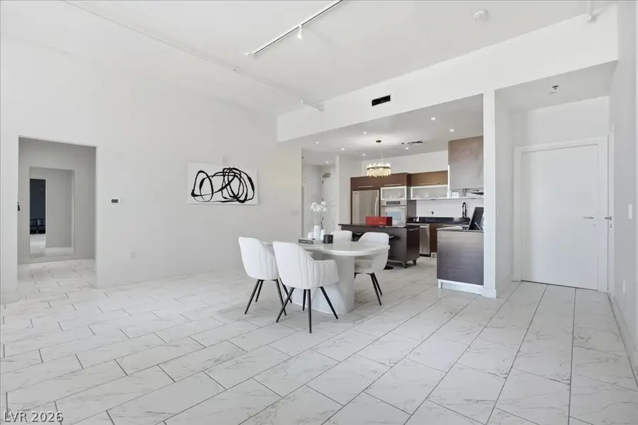 900 Las Vegas Boulevard #1215, Las Vegas, NV 89101 - #3