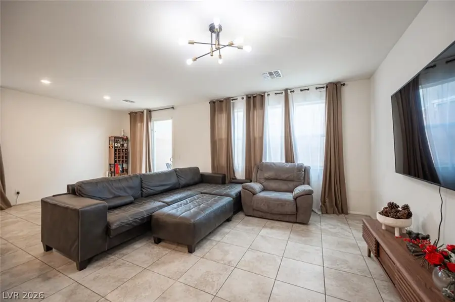 5565 Autumn Cliffs Way, Las Vegas, NV 89118 - #3