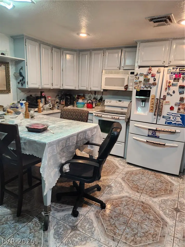 1133 S 15th Street, Las Vegas, NV 89104 - #3
