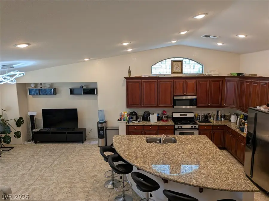 7608 Stray Horse Avenue, Las Vegas, NV 89113 - #2