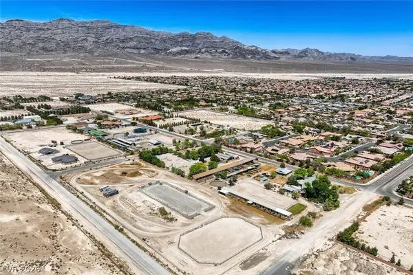 2 Acres Horse & Torrey Pines, Las Vegas, NV 89131