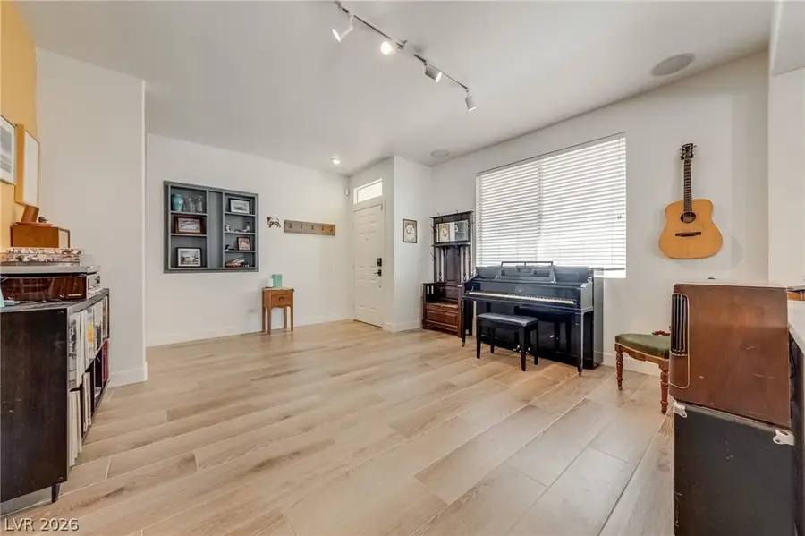 10059 Floragold Court, Las Vegas, NV 89147 - #3