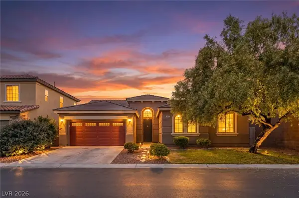 7621 Chase Hallow Street, Las Vegas, NV 89149