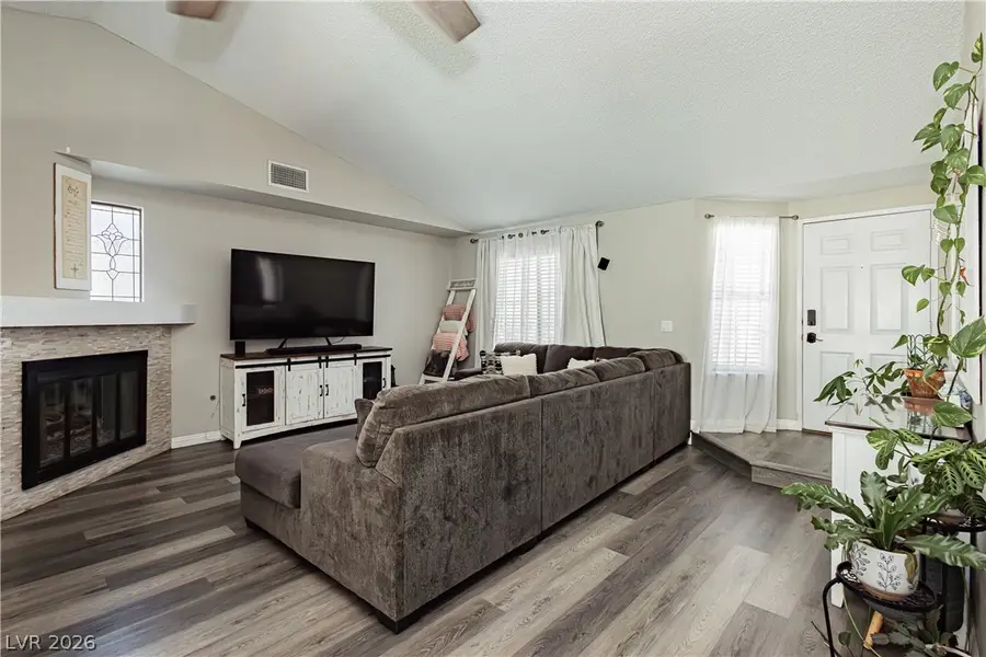9308 Ricardo Lane, Las Vegas, NV 89117 - #3
