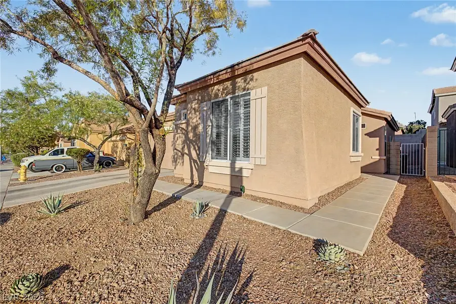 1001 Mackenzie River Avenue, Henderson, NV 89002 - #3