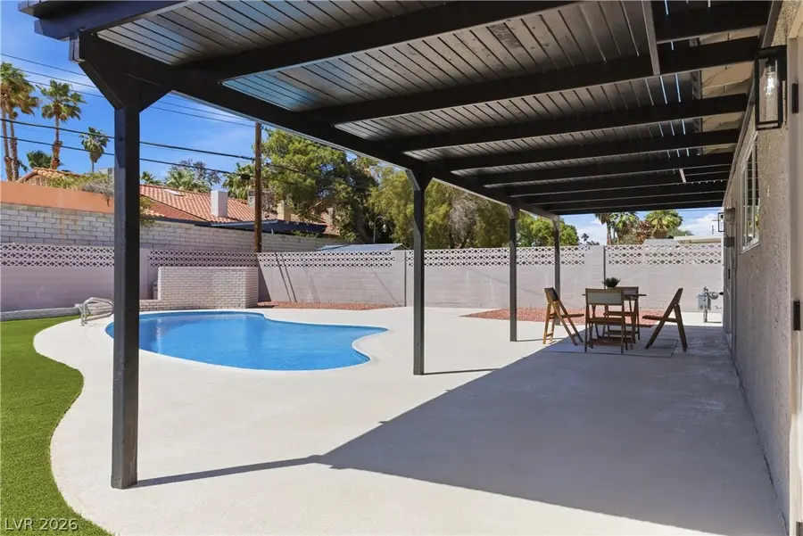 2000 Westlund Drive, Las Vegas, NV 89102 - #3