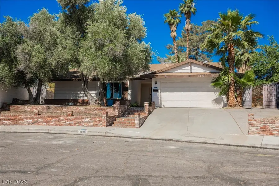 3033 Peridot Street, Las Vegas, NV 89121 - #2