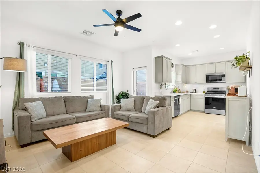 1817 Lincoln Road, Las Vegas, NV 89115 - #3