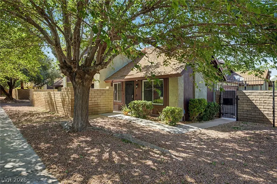 4551 Sirius Avenue, Las Vegas, NV 89102 - #3