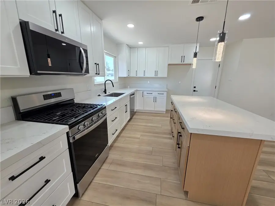 5630 Neosho Street, Las Vegas, NV 89120 - #3