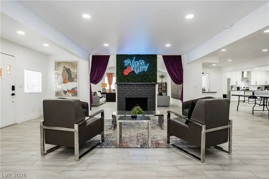 1913 Birch Street, Las Vegas, NV 89102 - #3