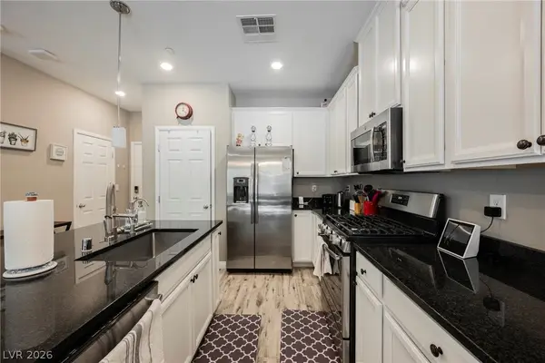 8469 Insignia Avenue #104, Las Vegas, NV 89178