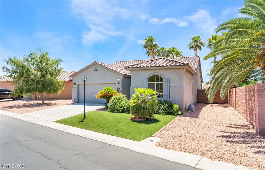 5879 Pavilion Lakes Avenue, Las Vegas, NV 89122 - #3