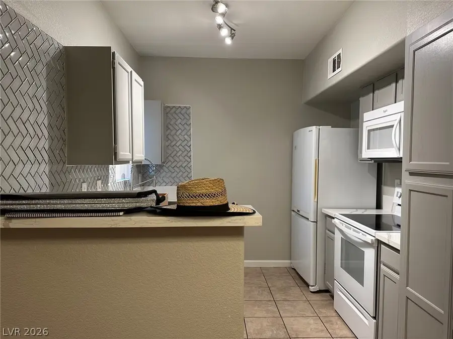 7255 W Sunset Road #1024, Las Vegas, NV 89113 - #3