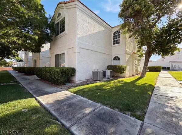 1800 Edmond #224, Las Vegas, NV 89146