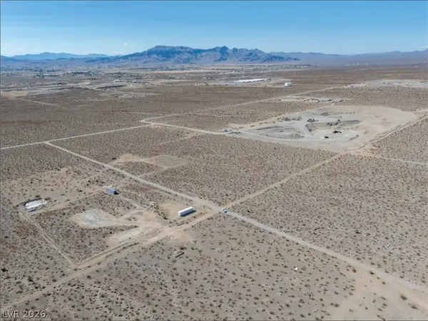 2720 E Bickford Way, Pahrump, NV 89060