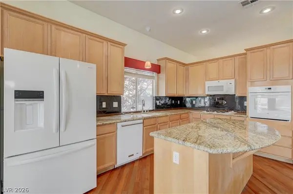 33 Staghorn Street, Henderson, NV 89012