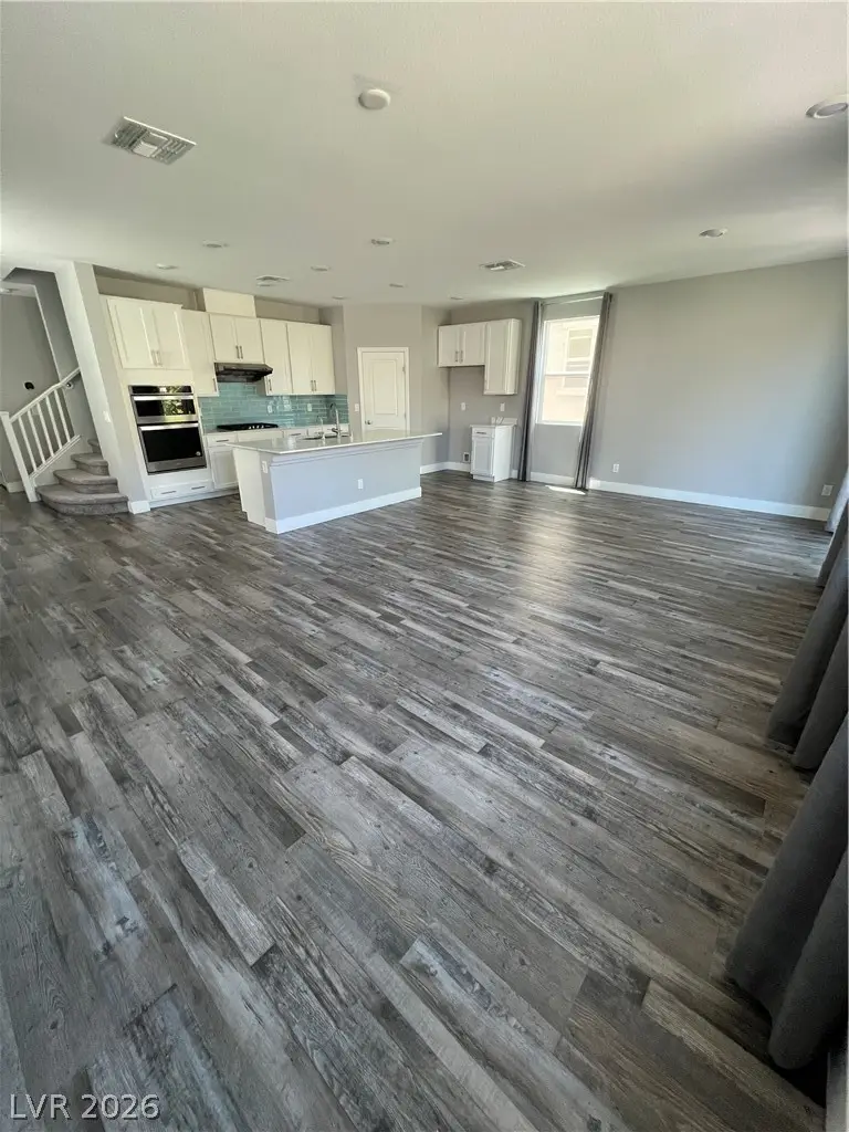 8726 Sand Verbena Avenue, Las Vegas, NV 89117 - #3