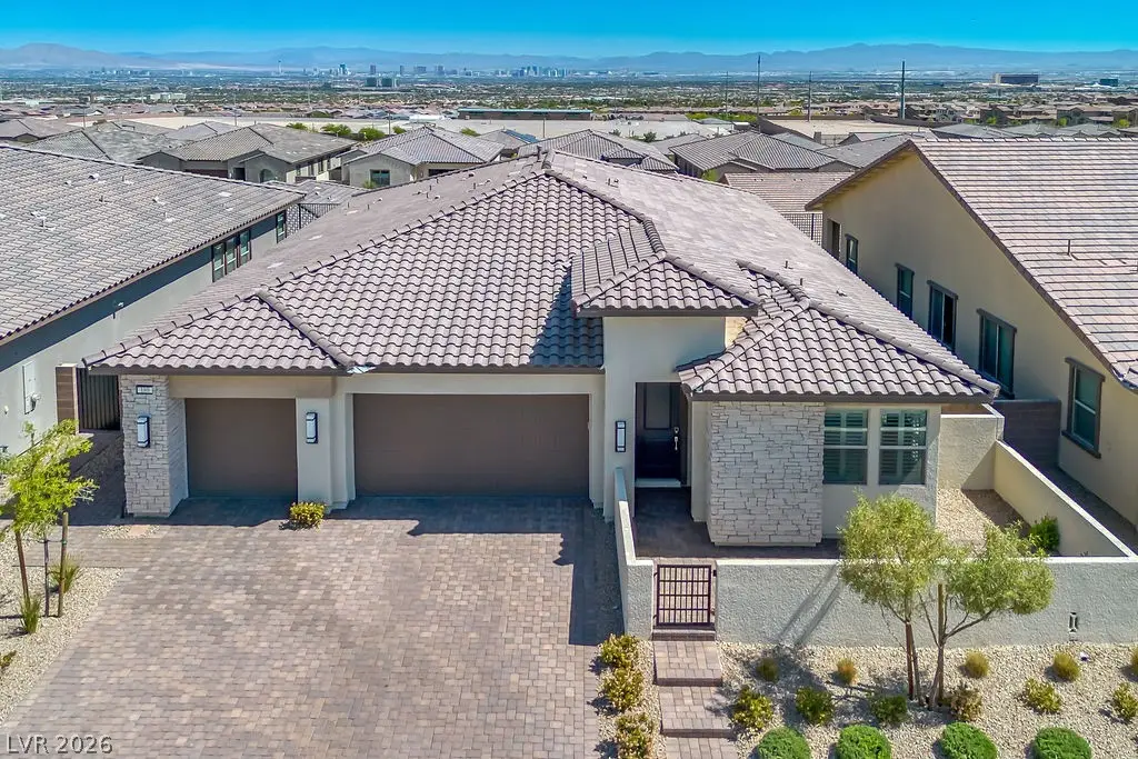 180 Medianoche Street, Las Vegas, NV 89138 - #1