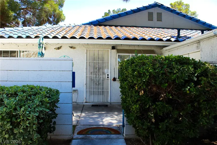 2121 Twickenham Place #B, Las Vegas, NV 89108 - #3
