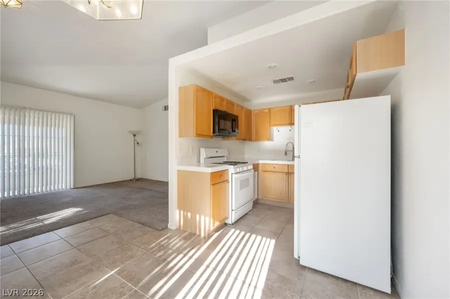 325 Amber Pine Street #205, Las Vegas, NV 89144 - #2