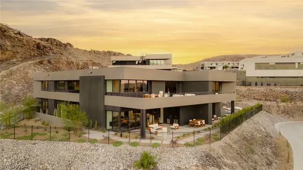 625 Sleeping Dragon Drive, Henderson, NV 89012