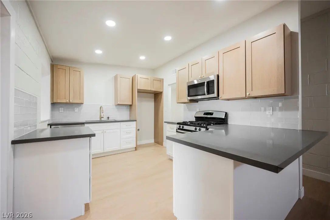2601 Reynolds Avenue, North Las Vegas, NV 89030 - #1