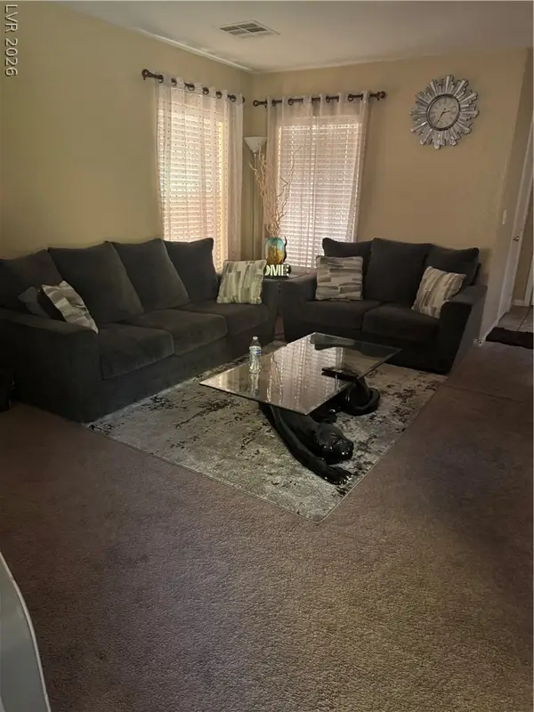 8330 Bismark Sapphire Street, Las Vegas, NV 89139