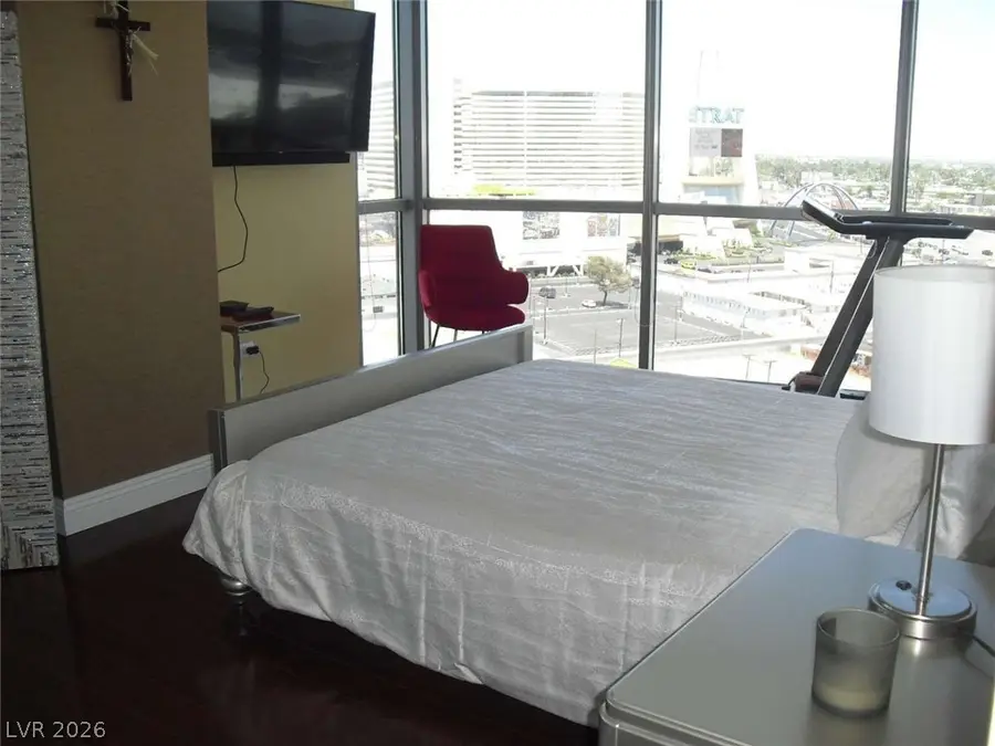 200 W Sahara Avenue #1208, Las Vegas, NV 89102 - #2