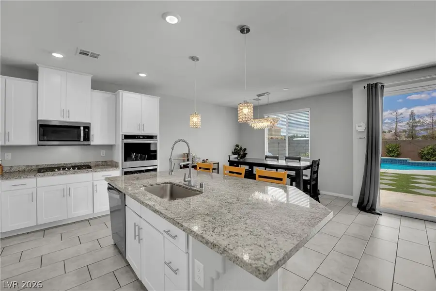 9267 Bluemist Falls Street, Las Vegas, NV 89123 - #3