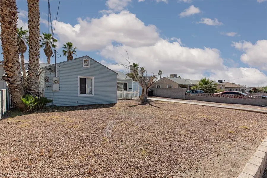 111 Ivy Street, Henderson, NV 89015 - #3