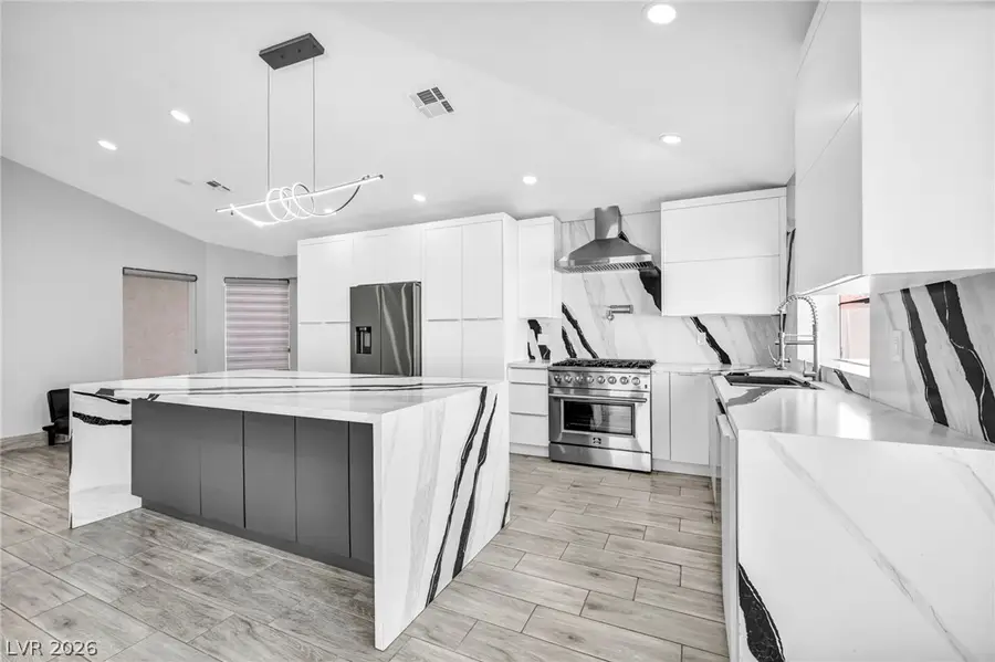 3000 Blue Fin Circle, Las Vegas, NV 89128 - #3