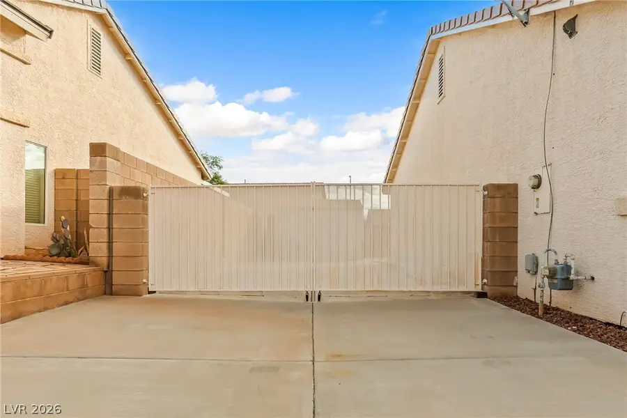 2926 Shimmering Bay Street, Laughlin, NV 89029 - #3