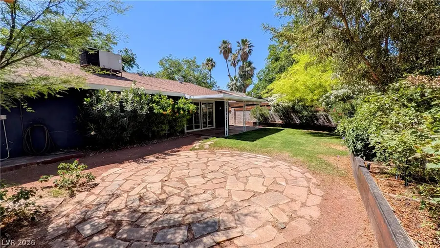 26 Zircon Circle, Las Vegas, NV 89106 - #2
