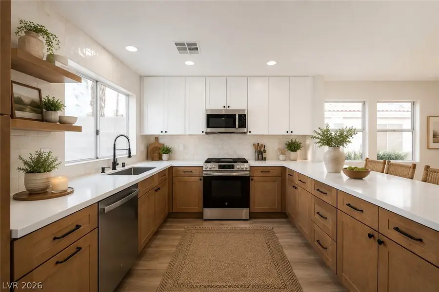 9516 Fox Forest Avenue, Las Vegas, NV 89129 - #2