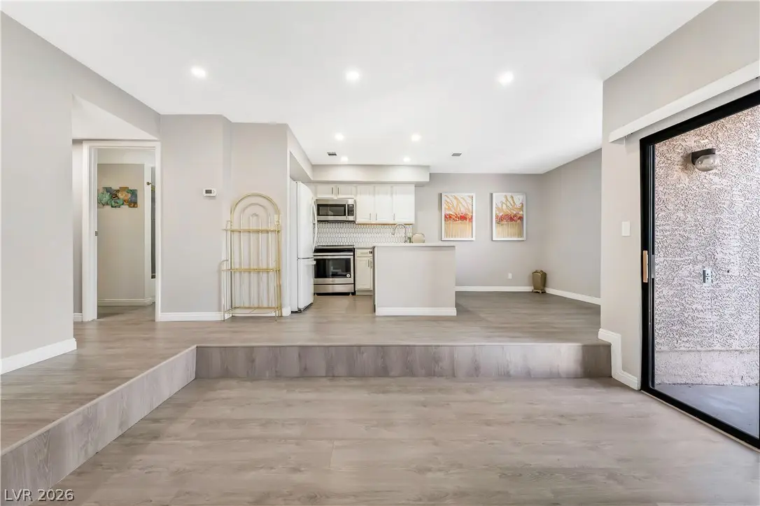 4425 Woodpine Drive #106, Las Vegas, NV 89119 - #1