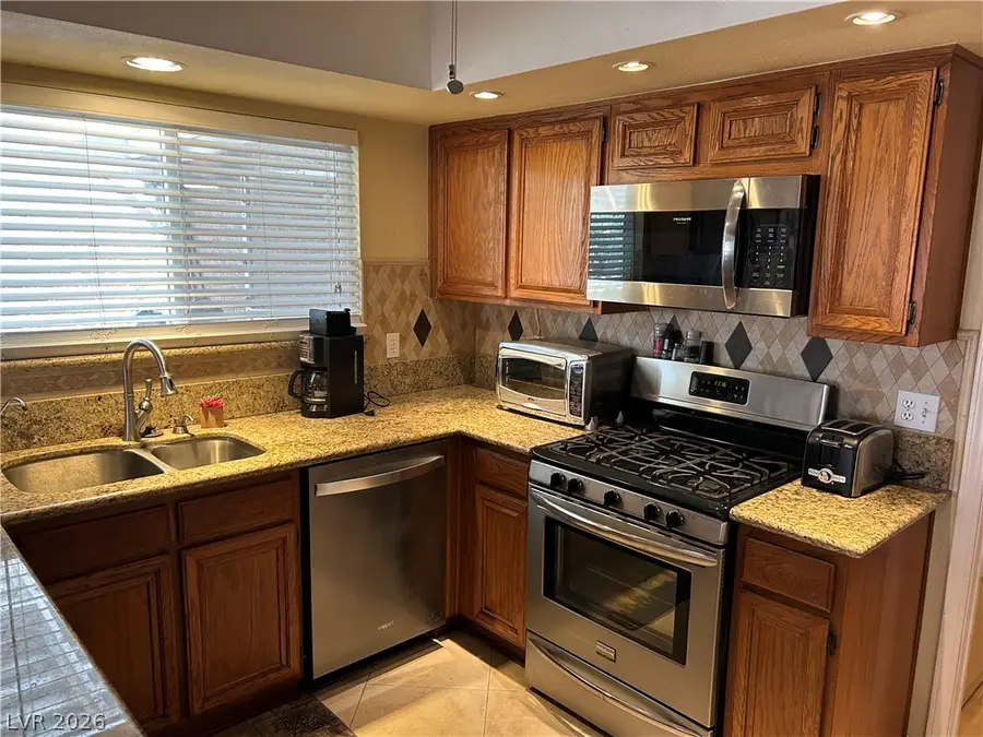 8320 W Eddy Stone Drive, Las Vegas, NV 89117 - #3