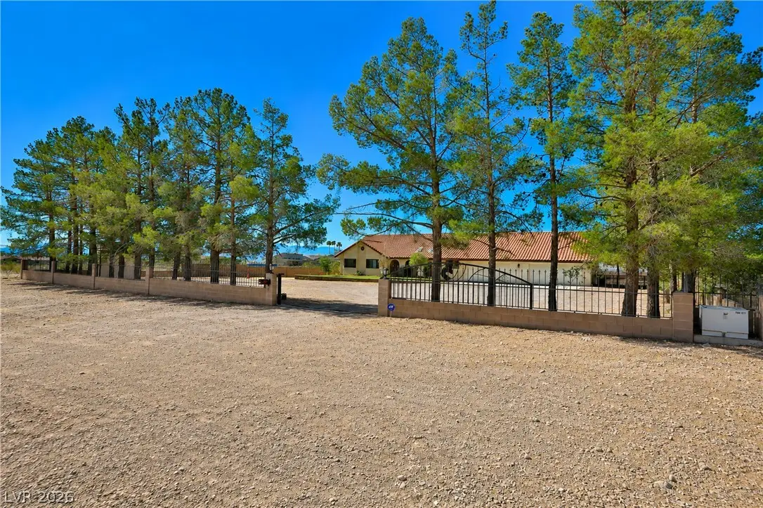 4325 W Pebble Road, Las Vegas, NV 89139 - #1