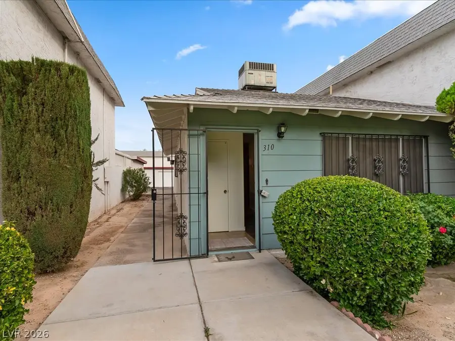 310 Greenbriar Townhouse Way, Las Vegas, NV 89121 - #2