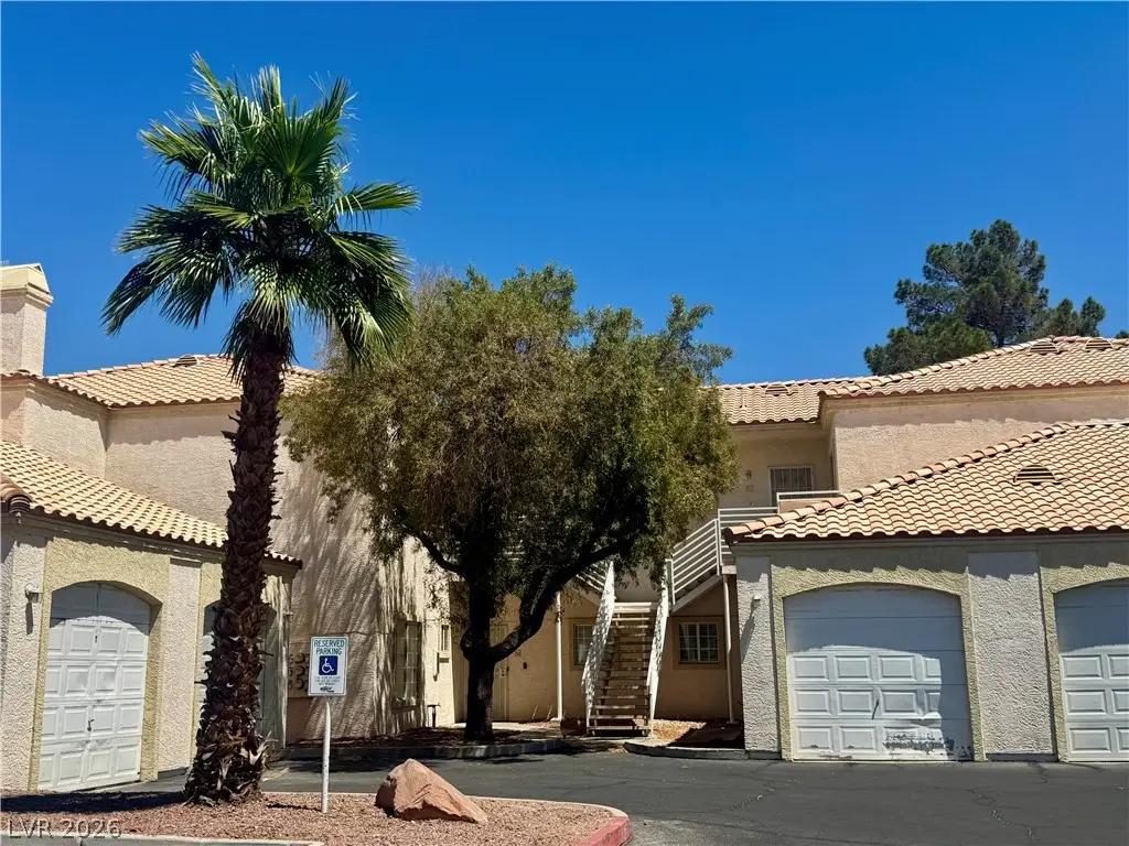 1900 N Torrey Pines Drive #212, Las Vegas, NV 89108 - #1