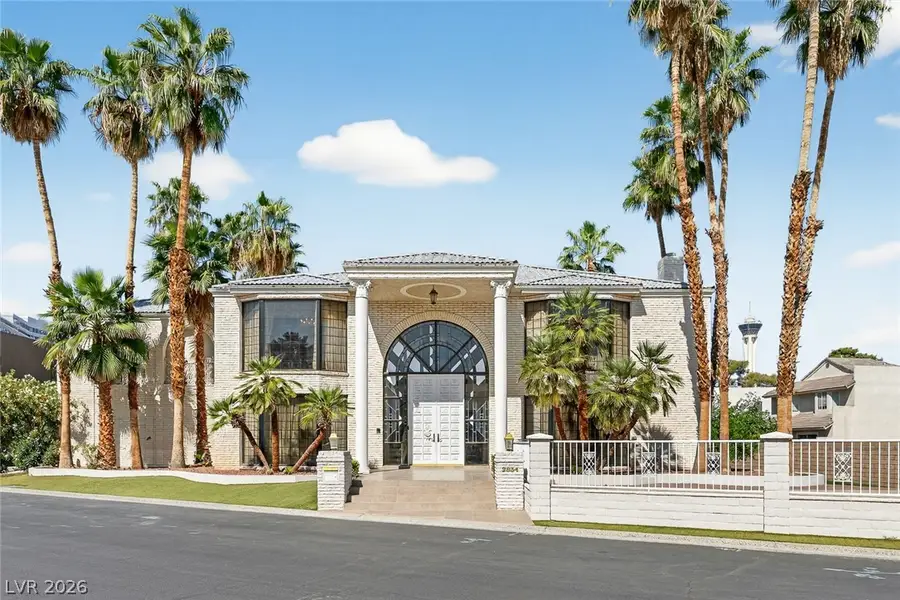 2834 Queens Courtyard Drive, Las Vegas, NV 89109 - #3