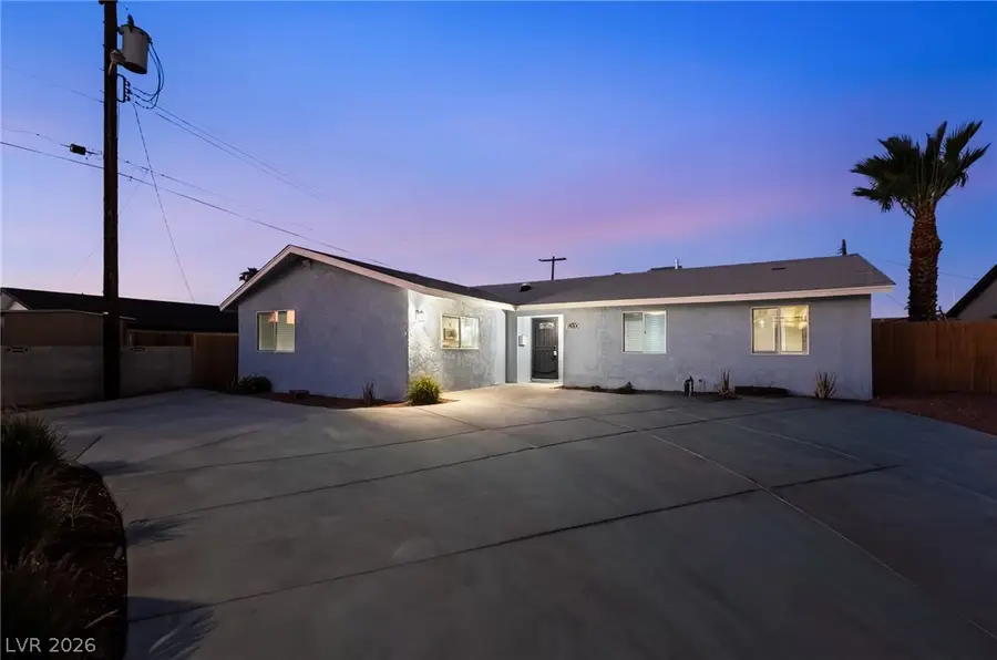 4200 Canal Circle, Las Vegas, NV 89122 - #2