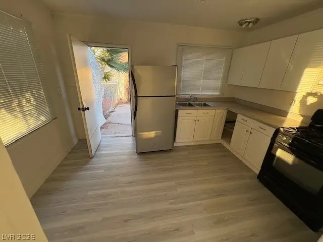 425 Bedford Road, Las Vegas, NV 89107 - #3