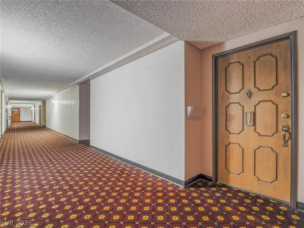 725 N Royal Crest Circle #231, Las Vegas, NV 89169