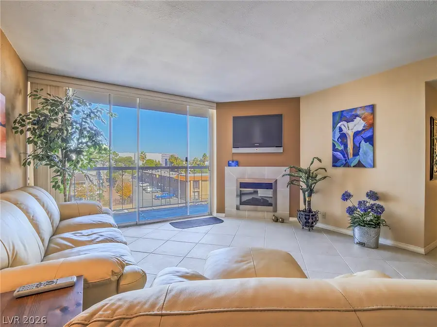725 N Royal Crest Circle #231, Las Vegas, NV 89169 - #2