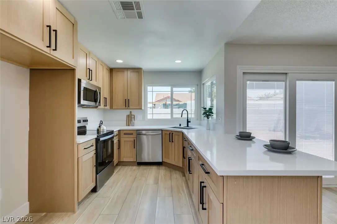 6012 Oceanside Way, Las Vegas, NV 89108 - #1