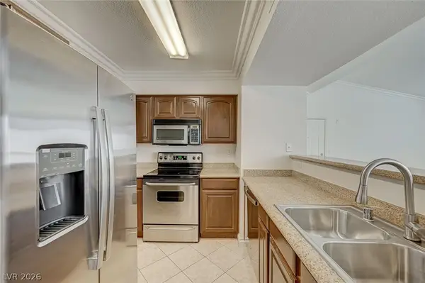 8101 W Flamingo Road #2109, Las Vegas, NV 89147