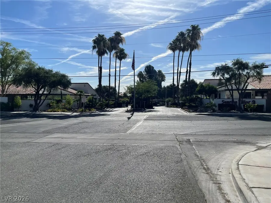 2548 Malabar Avenue, Las Vegas, NV 89121 - #3
